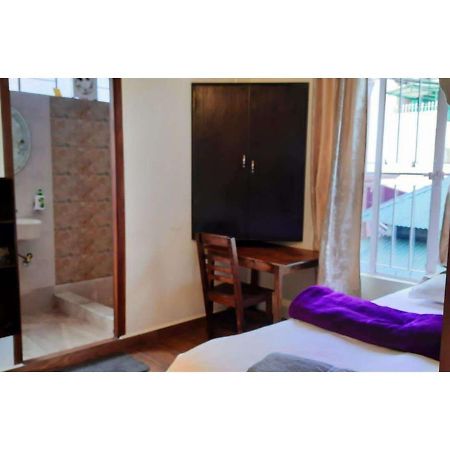 East Blue Homestay Shillong Eksteriør billede