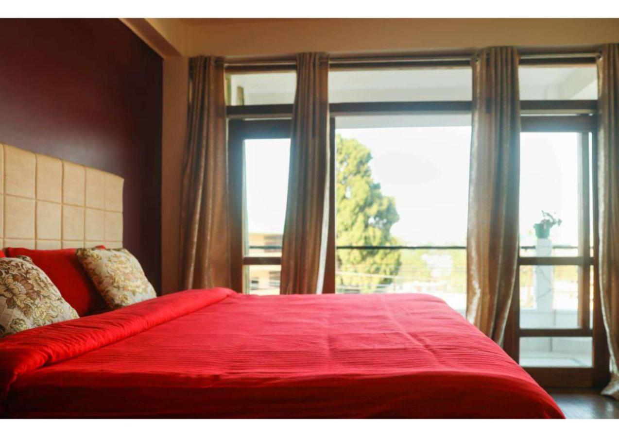 East Blue Homestay Shillong Eksteriør billede